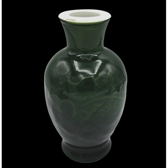Vintage Avon Spring Bouquet Vase Jade Green 6.5 Inches Cased Flower Decor 1981 - Picture 1 of 11